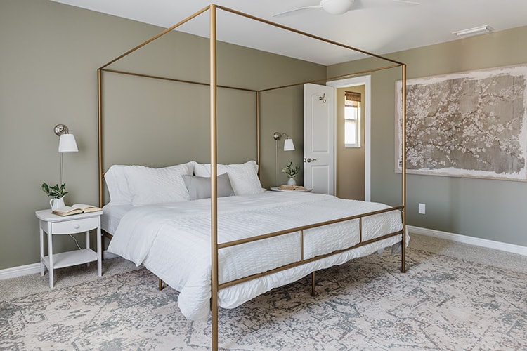 green gold bedroom inspo