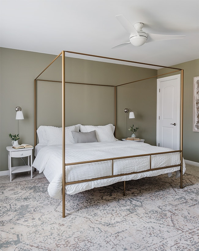 gold canopy bed