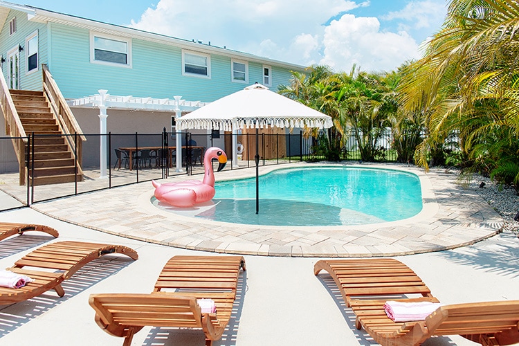 poolside palms airbnb