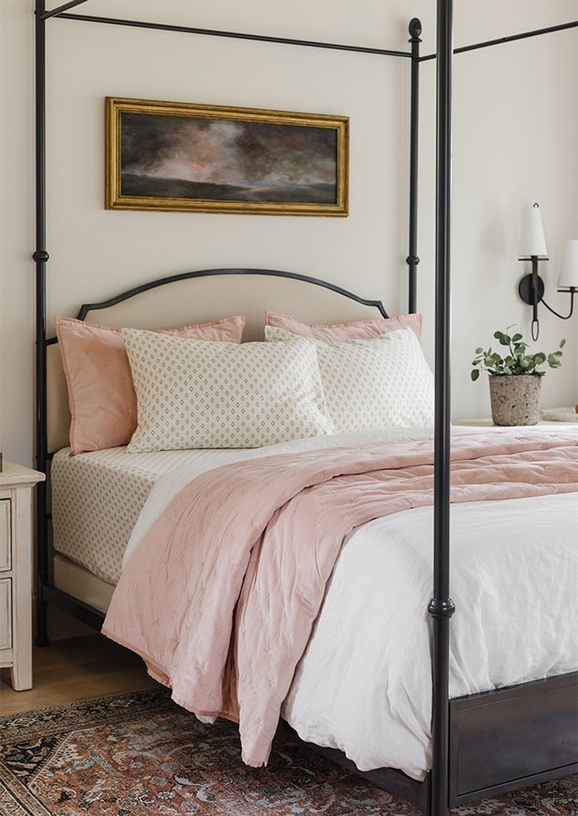 pink master bedroom design