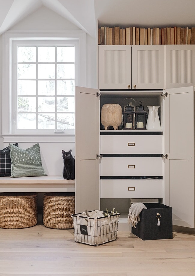 cabinet organization