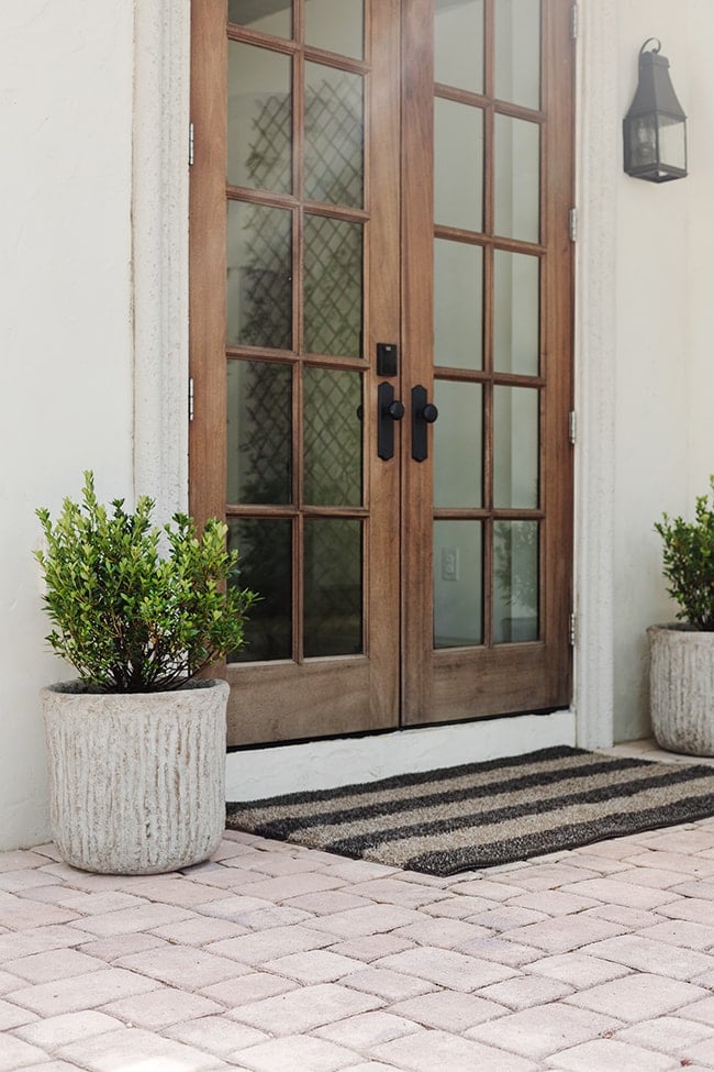 DIY Faux Stone Planters - Jenna Sue Design