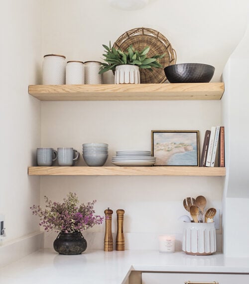 open kitchen shelf styling