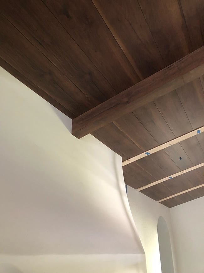 custom wood beam and plank ceiling tutorial using laminate floors