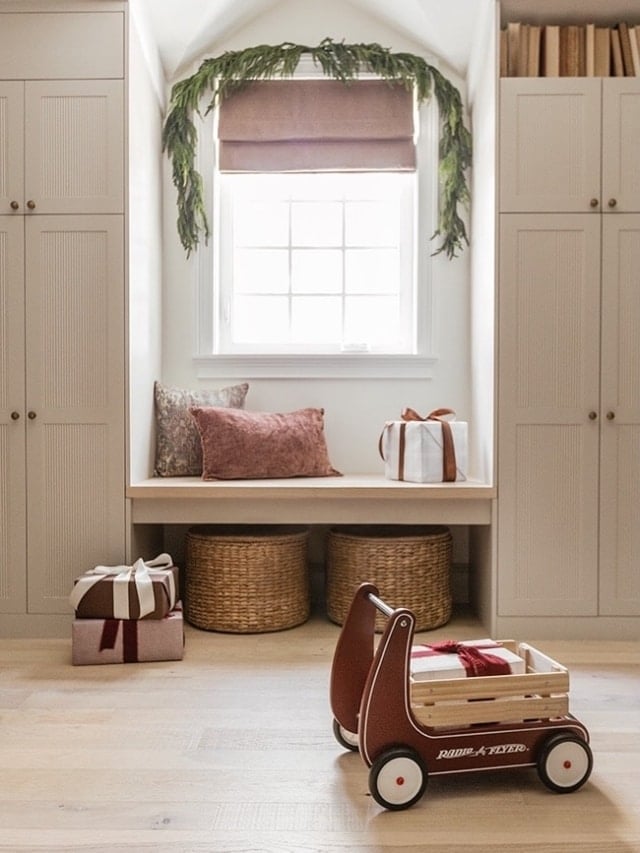 OUR HOLIDAY HOME TOUR: PART TWO STORY - Jenna Sue Design
