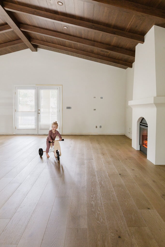 Looking for LVP recommendations for something as similar to picture as  possible. We love the look of white oak (pictured), but I'm concerned about  having hardwood in the main living areas of