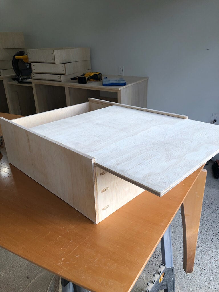 building custom cabinet drawers