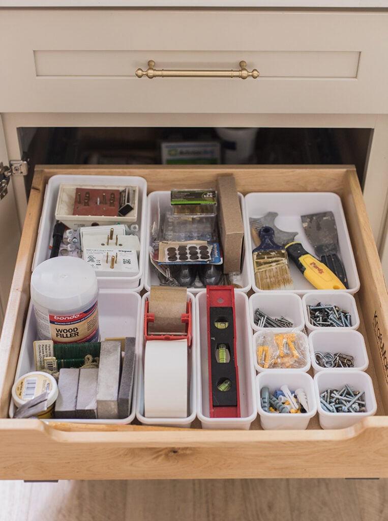 pull out cabinet drawer organization