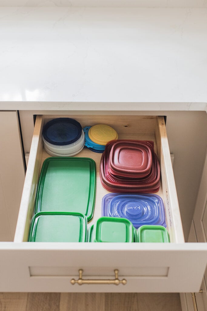 tupperware lid drawer