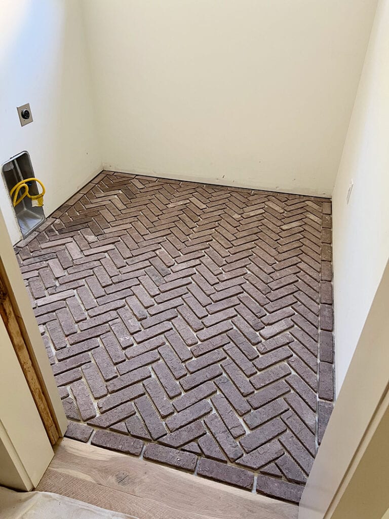how to lay herringbone brick floor tile