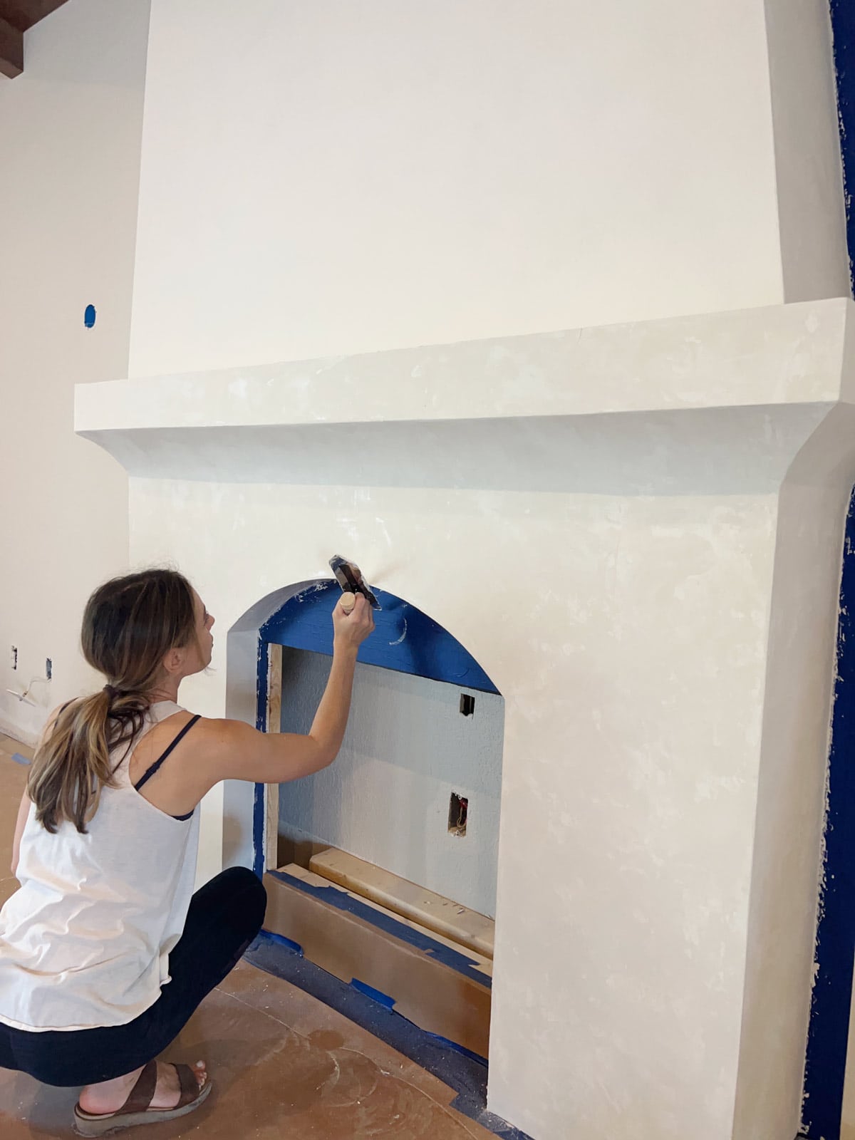how to venetian plaster over a fireplace