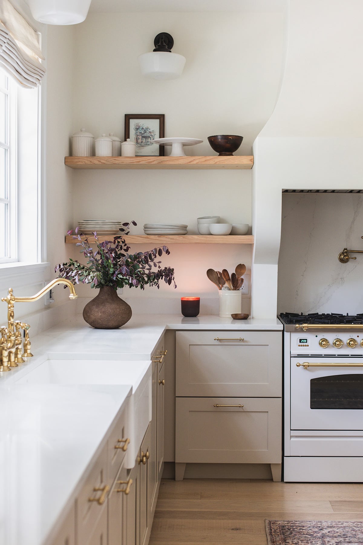 neutral fall kitchen with open shelves