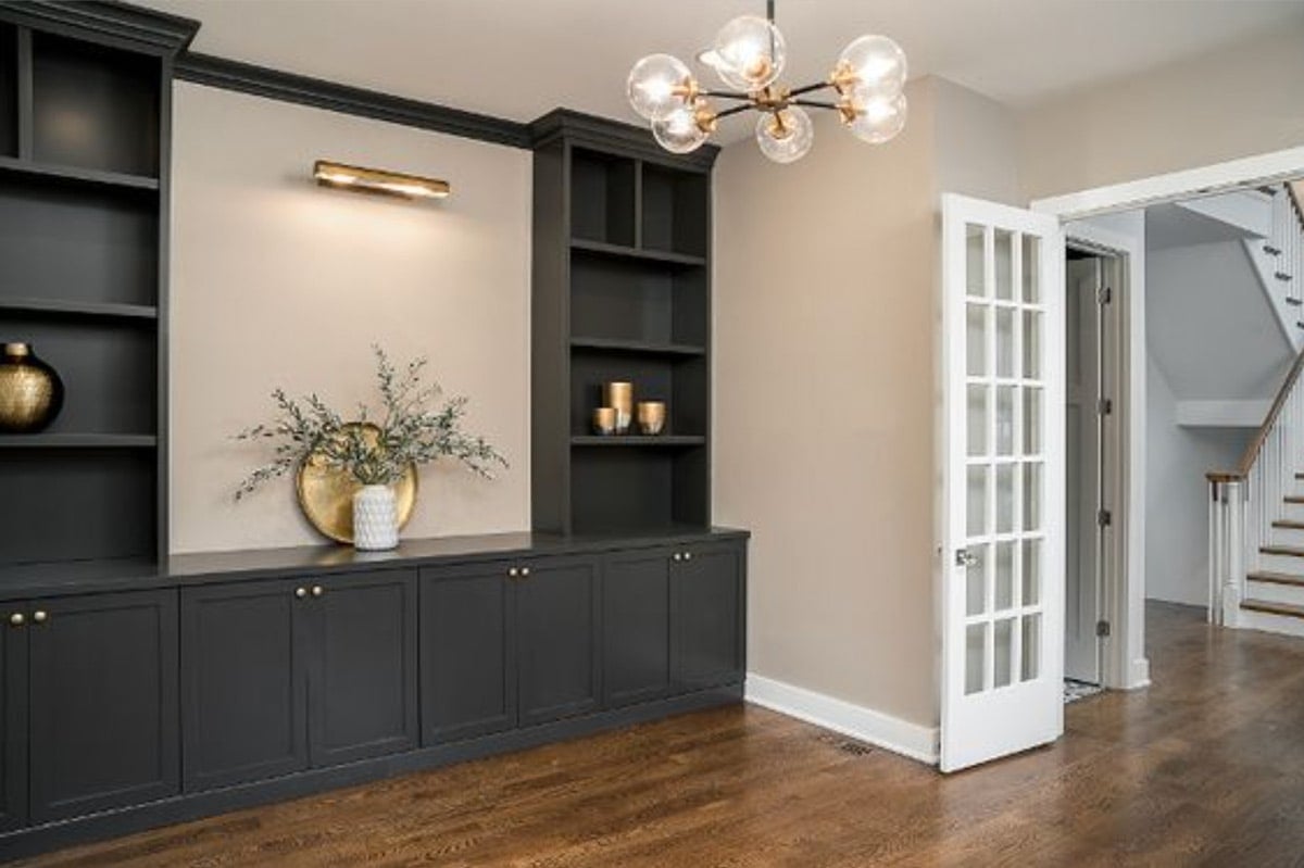 sherwin williams versatile gray walls