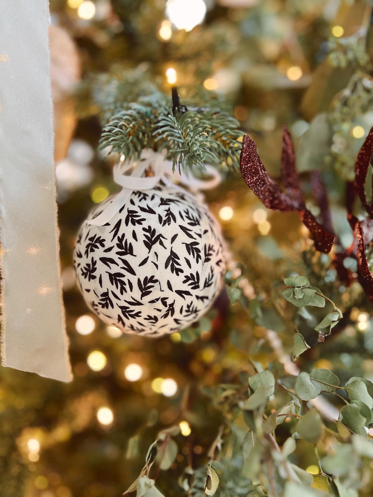 christmas tree with diy decoupage ornaments