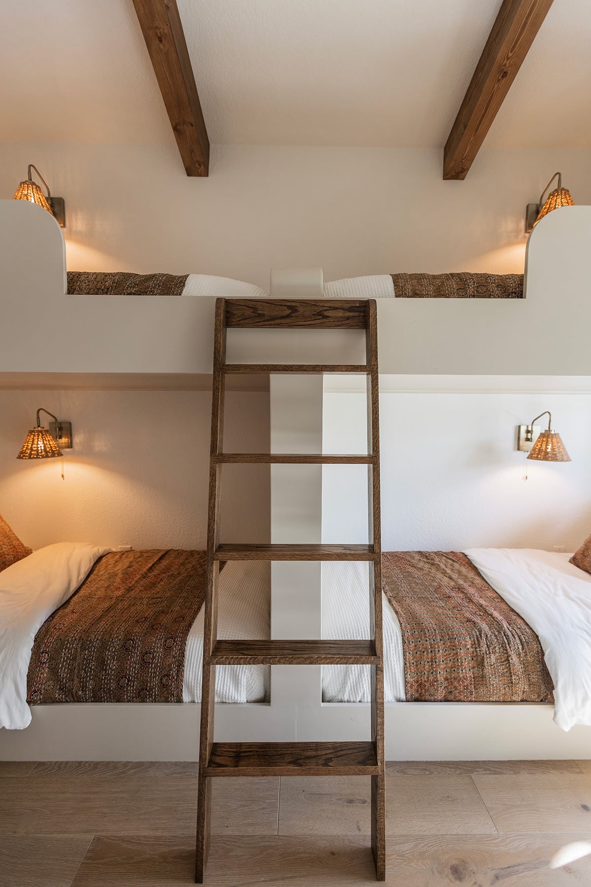 custom built in twin bunk bed design