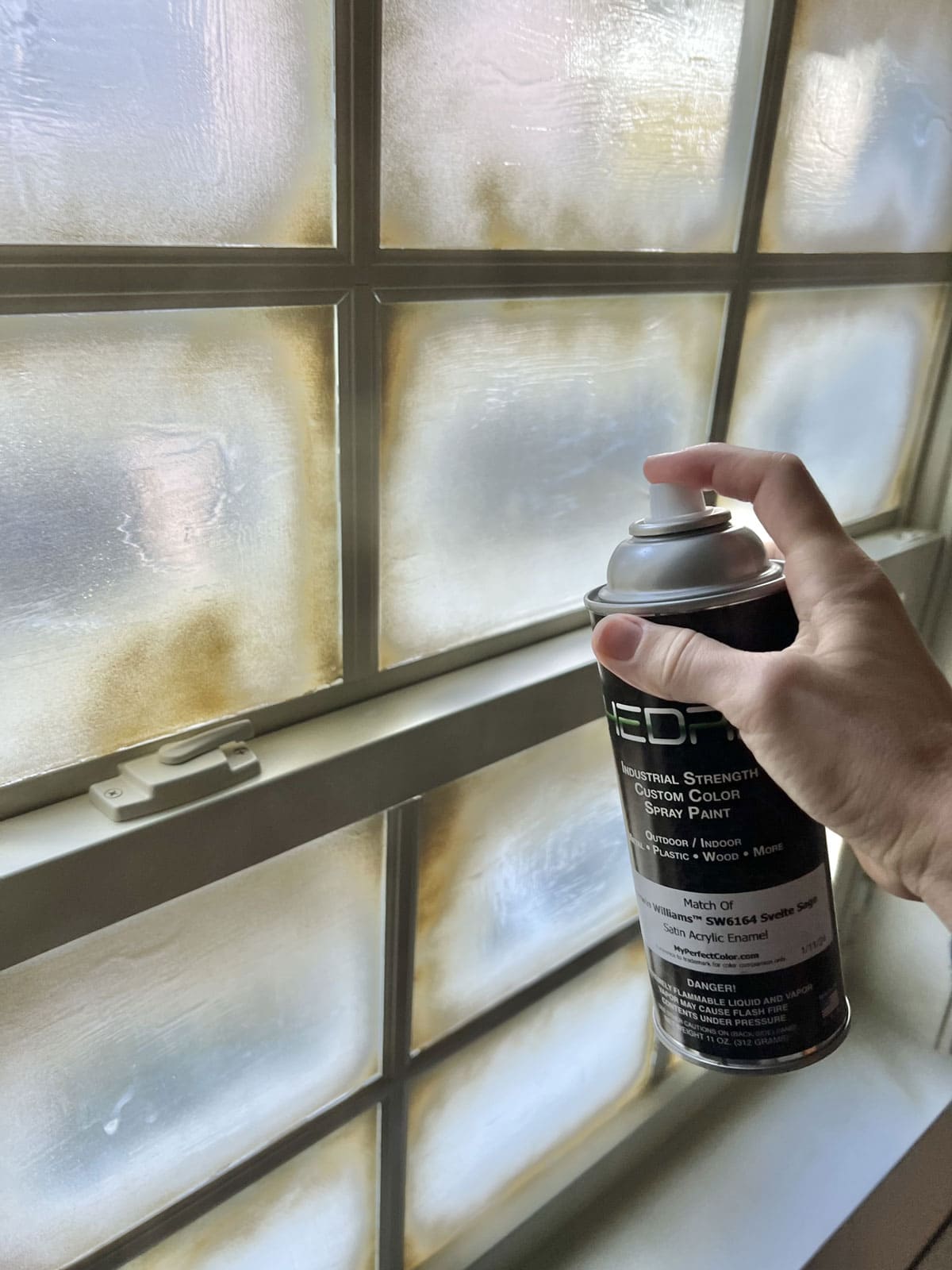 spray painting vinyl windows