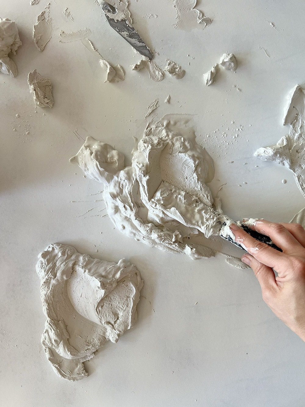 diy textured canvas art with plaster