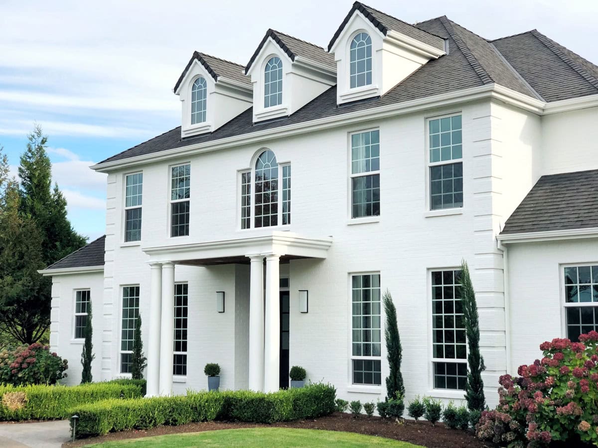 benjamin moore chantilly lace exterior