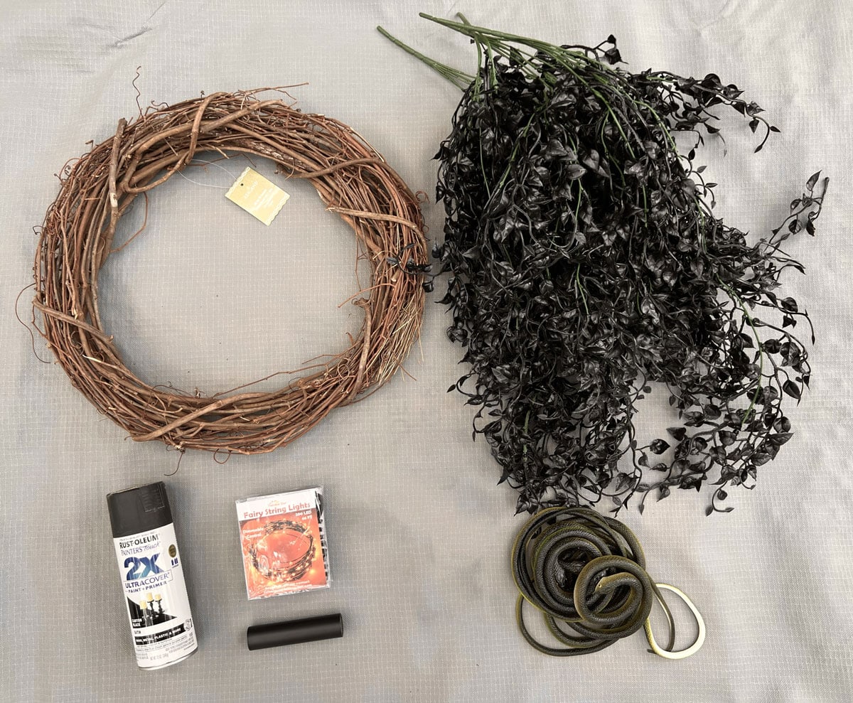 how to make a simple diy black ivy halloween wreath