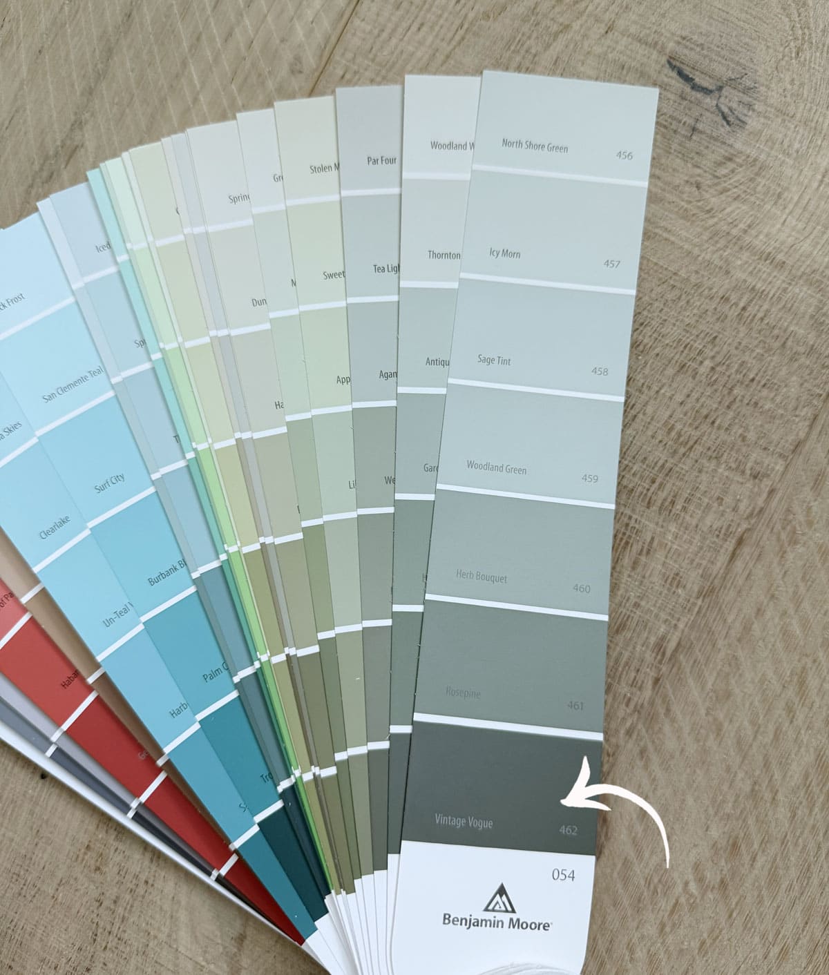 benjamin moore vintage vogue fan deck