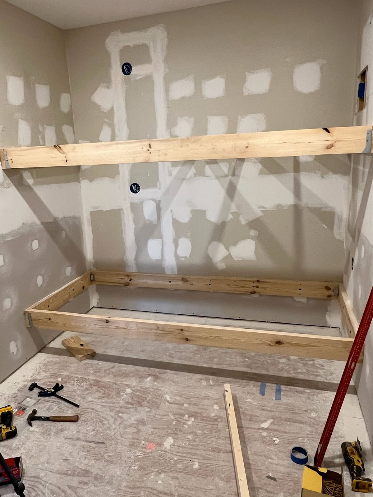 diy built-in bunk bed tutorial