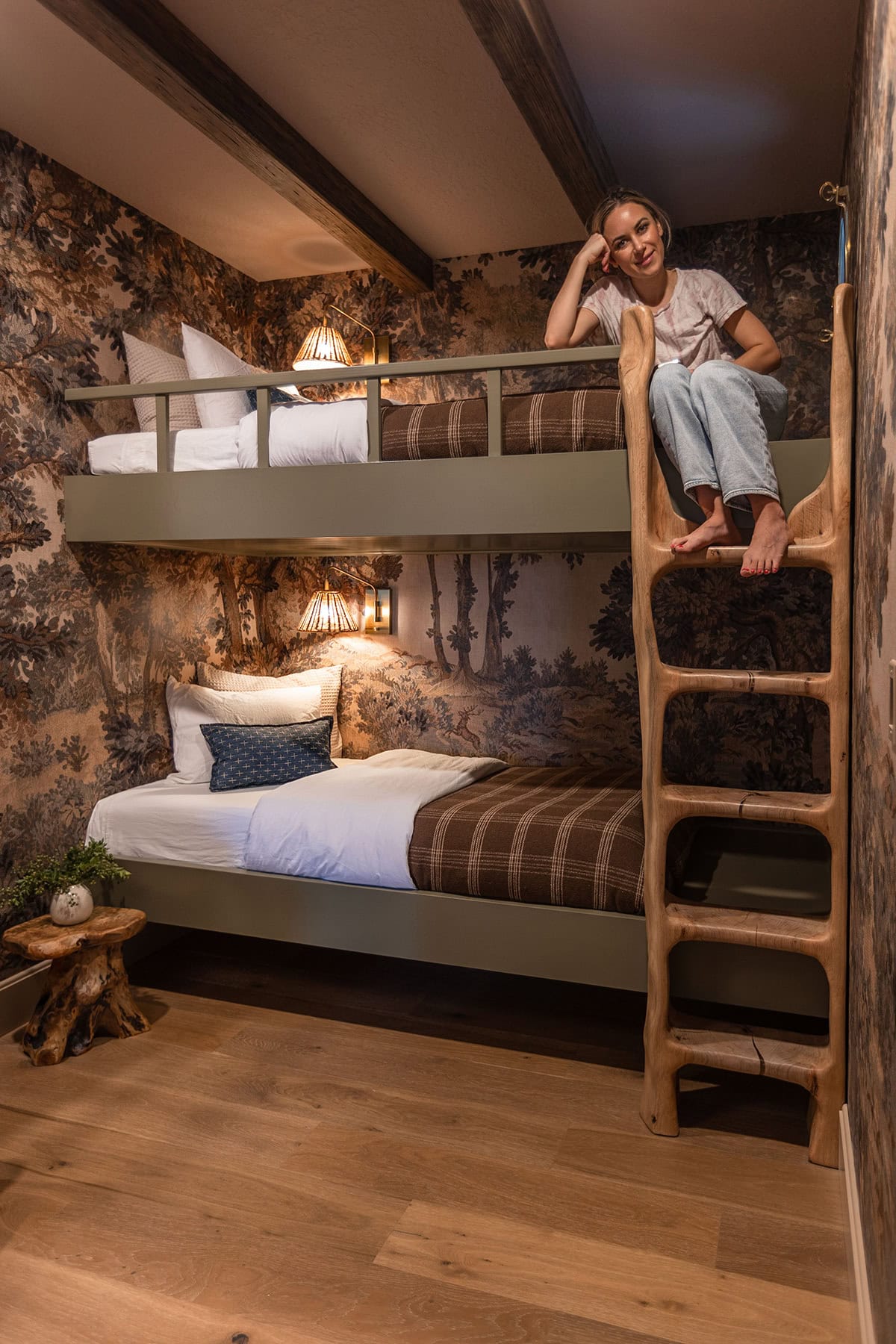 custom built in bunk beds treehouse bedroom