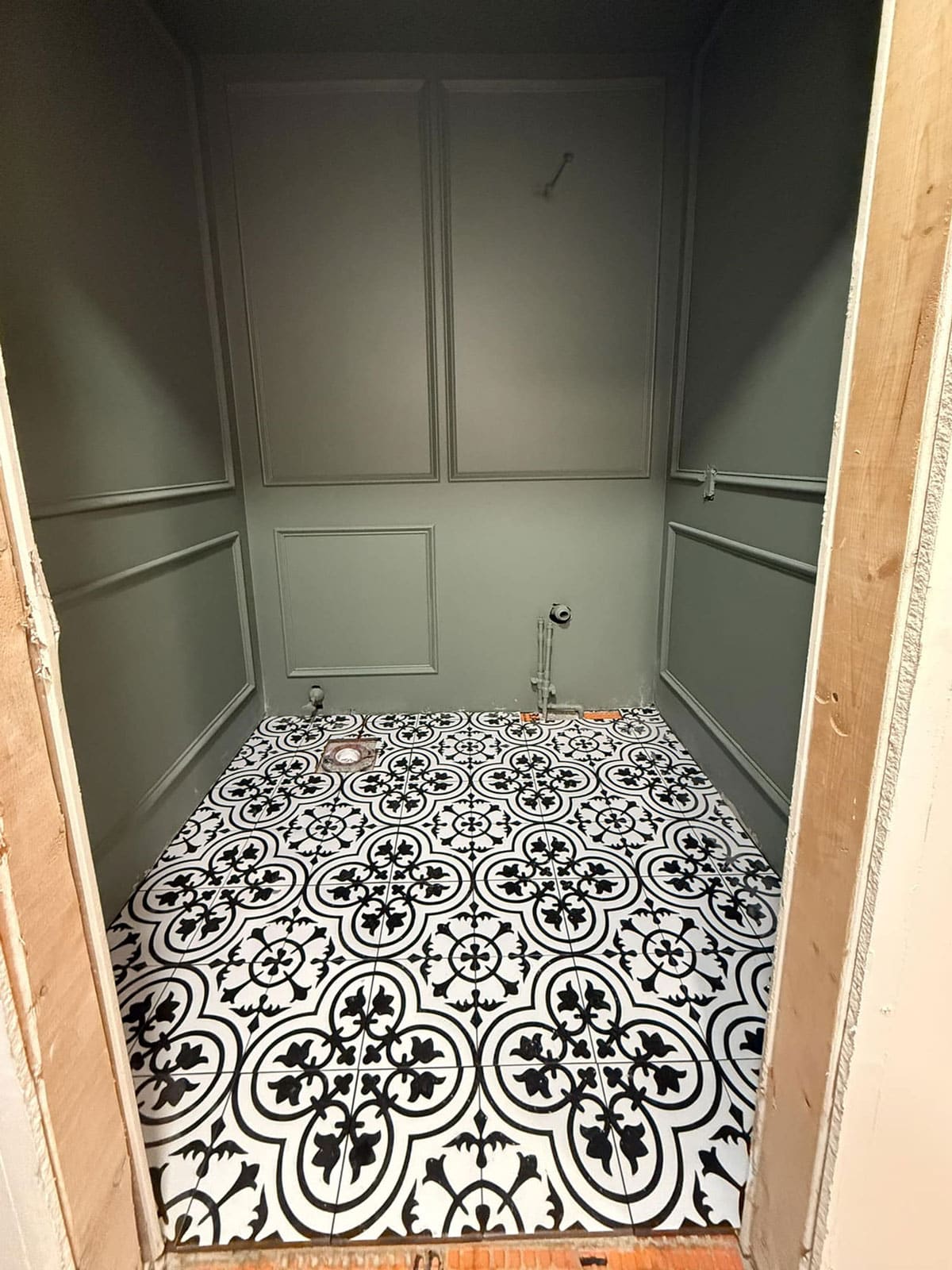 sherwin williams dried thyme bathroom