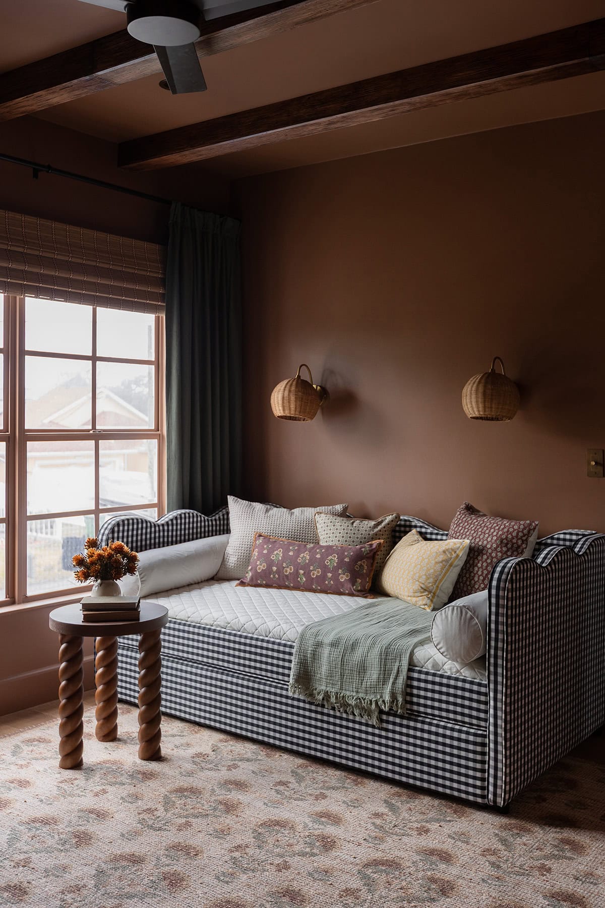 benjamin moore maplewood wall paint color