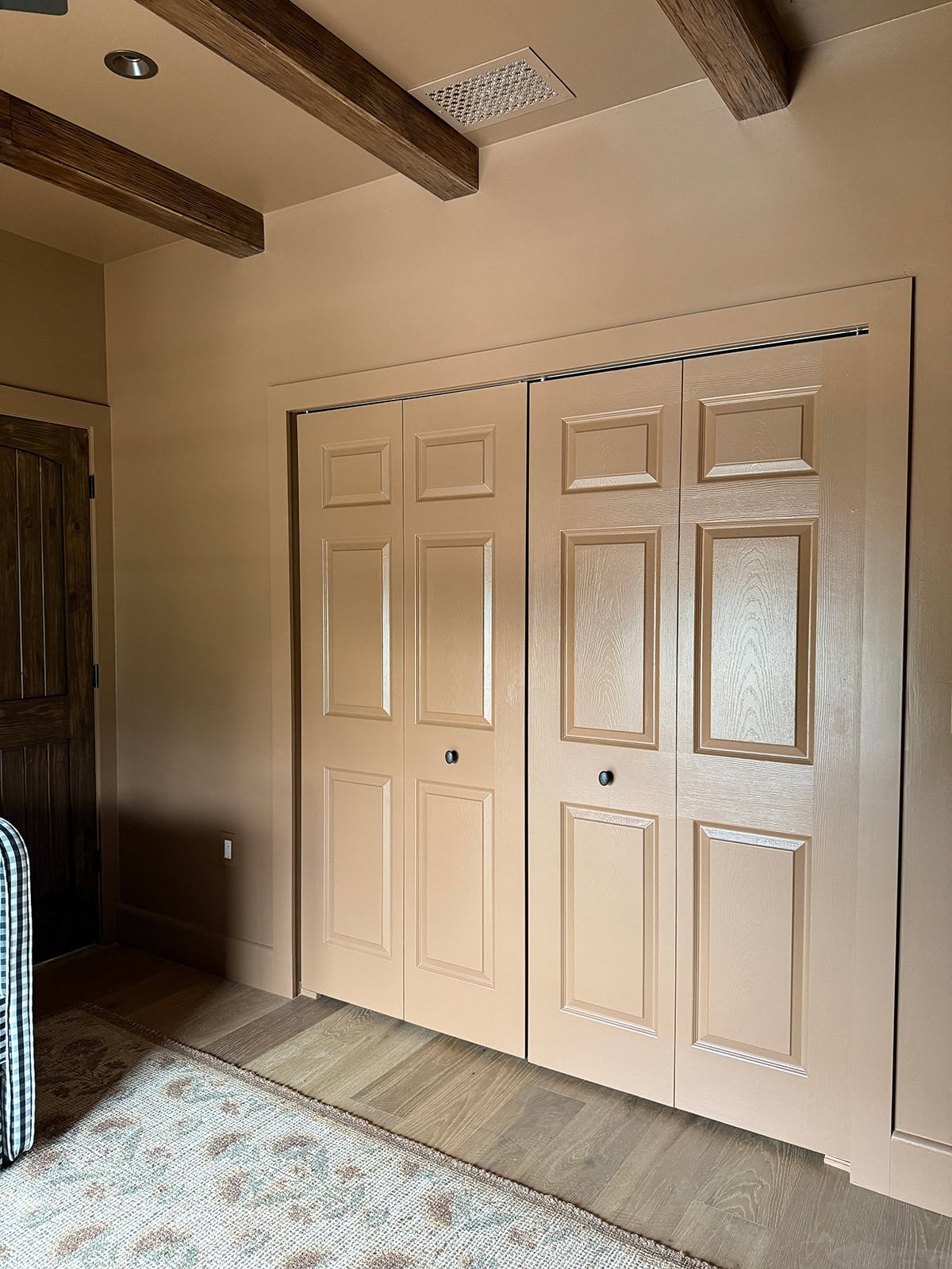 benjamin moore maplewood bedroom