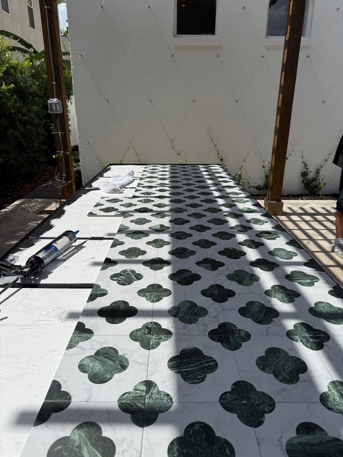 diy tiled table tutorial