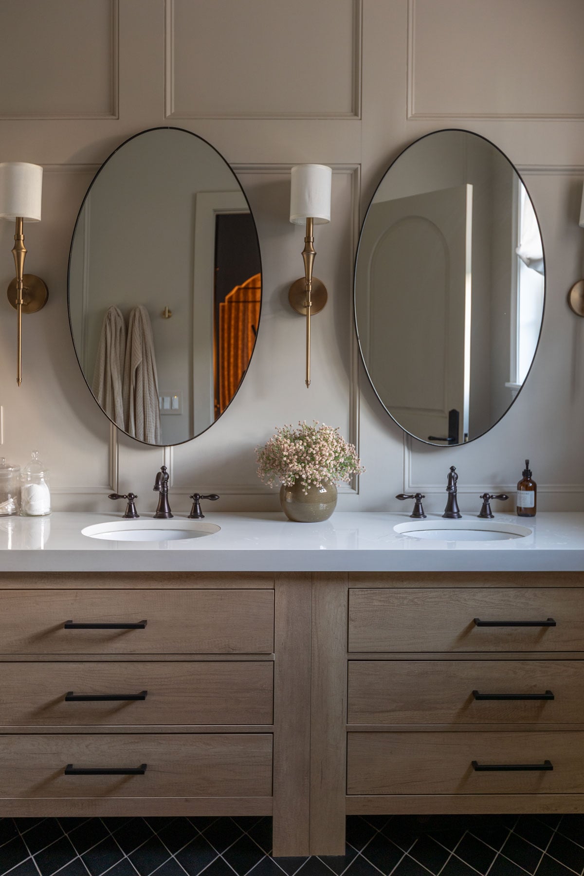 sherwin williams accessible beige bathroom