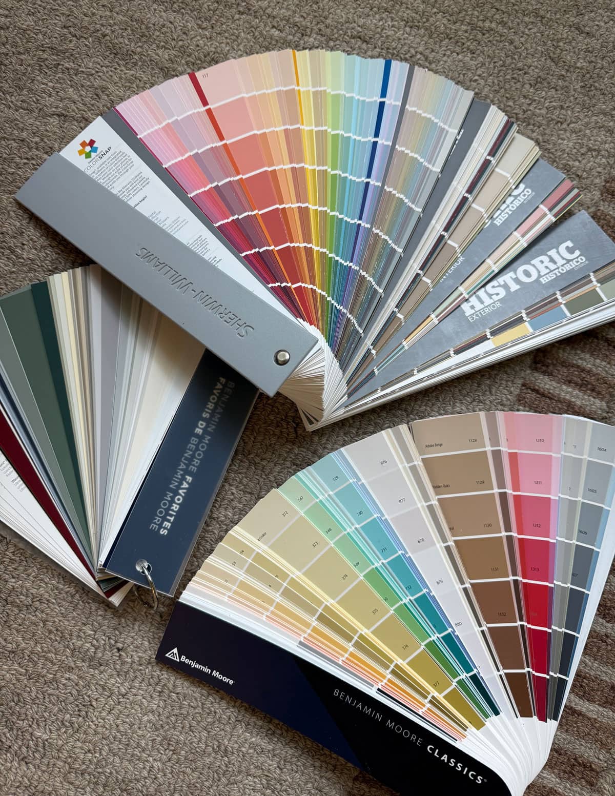 sherwin williams and benjamin moore paint fan deck