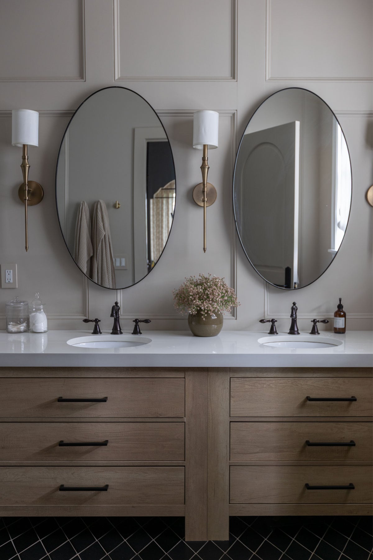 sherwin williams accessible beige bathroom