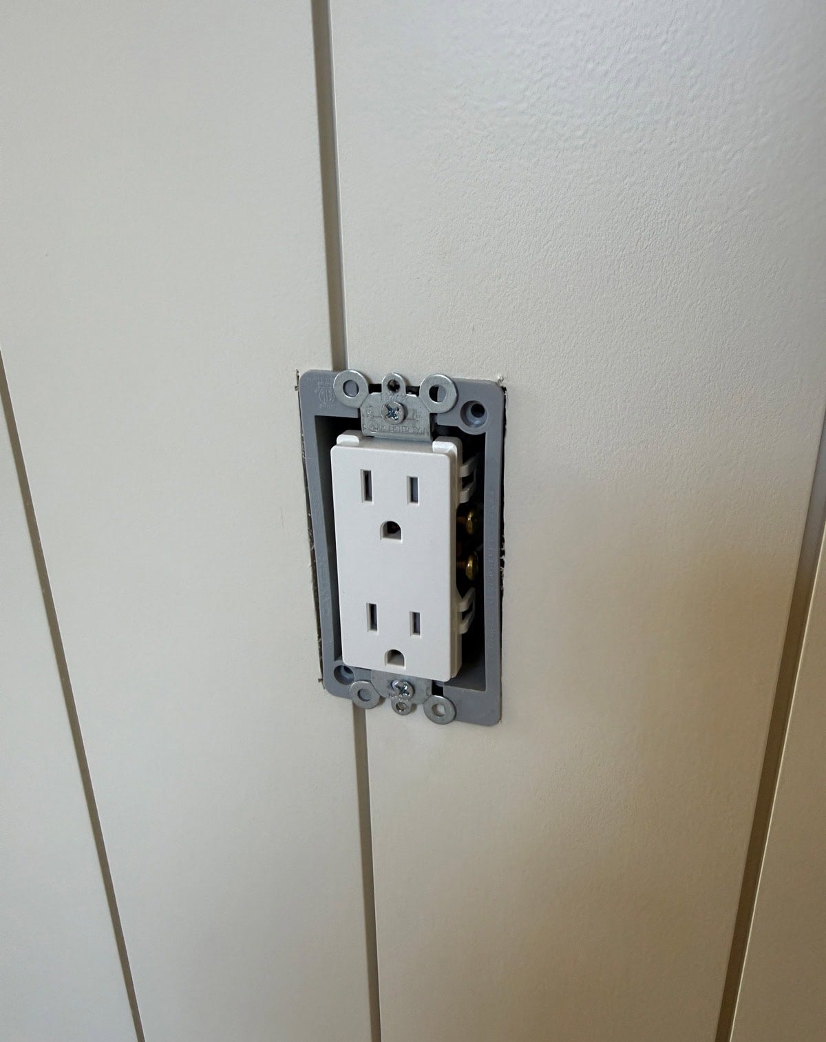 diy shiplap tutorial